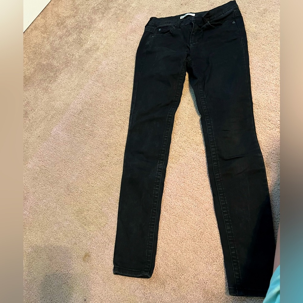 Black skinny jeans